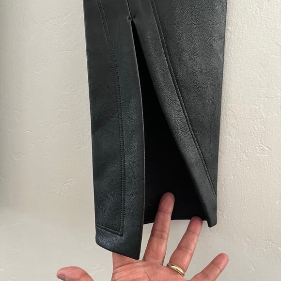 Spanx Leather-Like Front Slit Pants Women's XS in Luxe Black Faux Vegan NWT - Picture 6 of 12